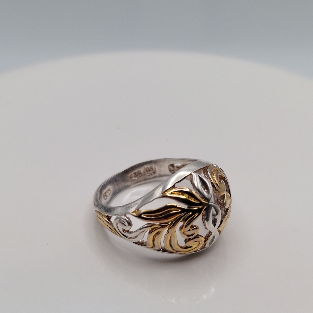 SS 925 Filigree 6.5 sz Ring w/ gold overlay.